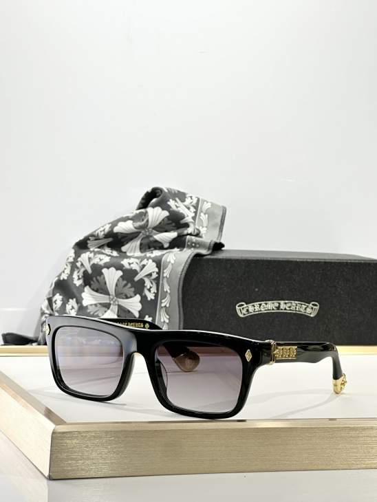 Picture of Chrome Hearts Sunglasses _SKUfw73239214fw